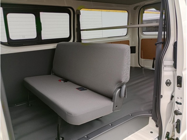 Toyota HIACE VAN 2026 7671023-11