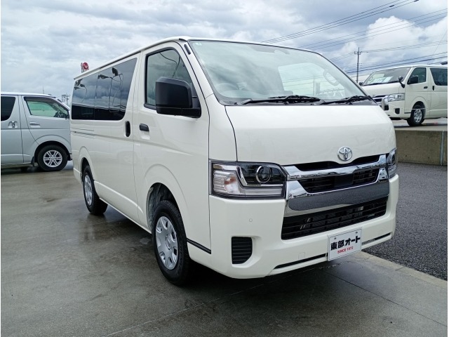 Toyota HIACE VAN 2026 7671023-17