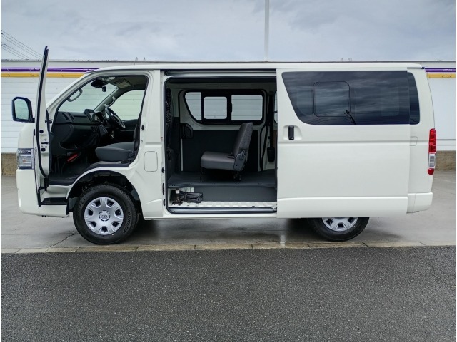 Toyota HIACE VAN 2026 7671023-23