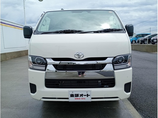 Toyota HIACE VAN 2026 7671023-25