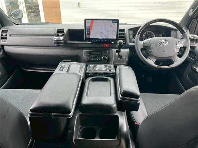 Toyota HIACE VAN 2023 7671288-15