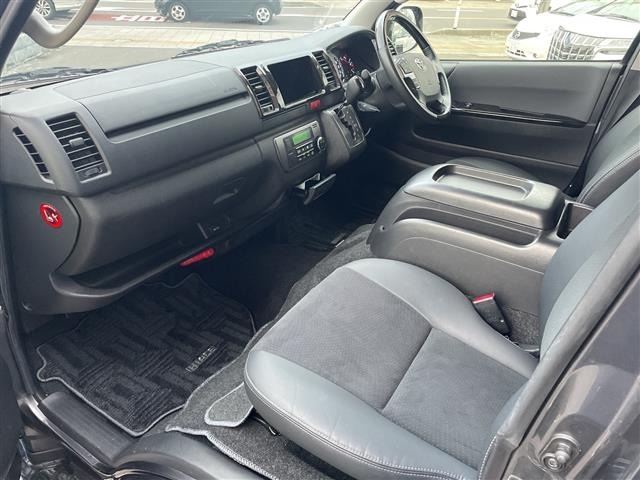 Toyota HIACE VAN 2015 7671296-5
