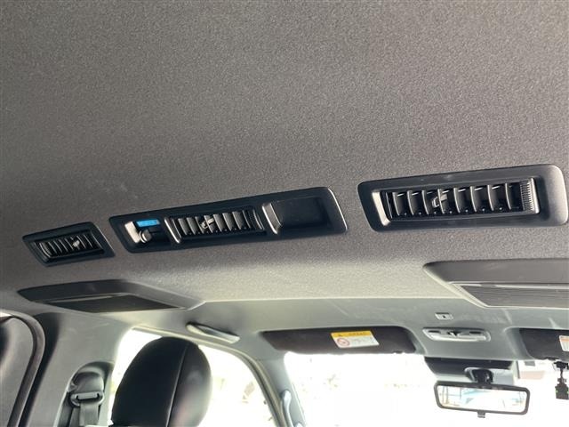 Toyota HIACE VAN 2020 7671305-7