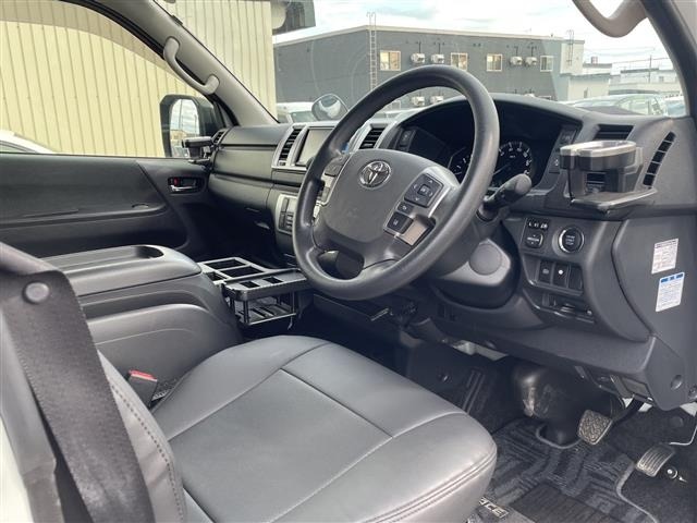 Toyota HIACE VAN 2024 7671313-12