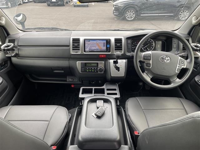 Toyota HIACE VAN 2024 7671313-14