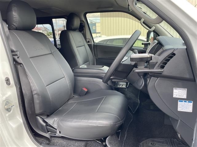 Toyota HIACE VAN 2024 7671313-22