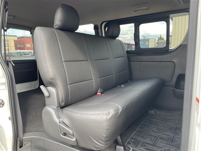 Toyota HIACE VAN 2024 7671313-4