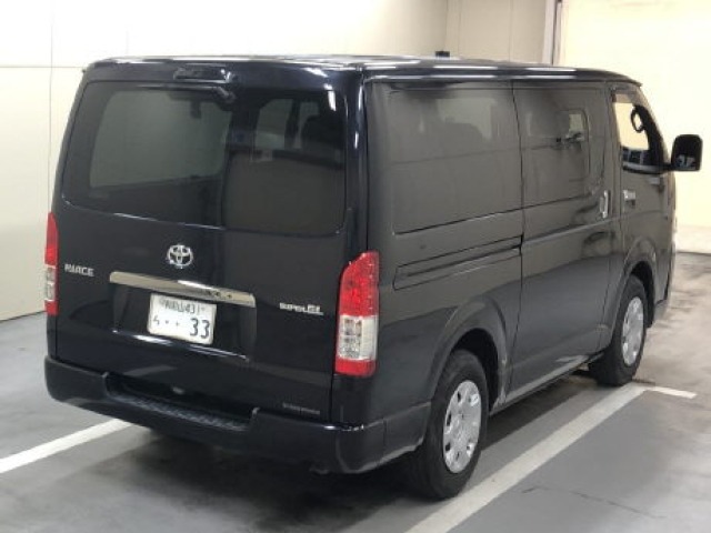 Toyota HIACE VAN 2021 7671331-3