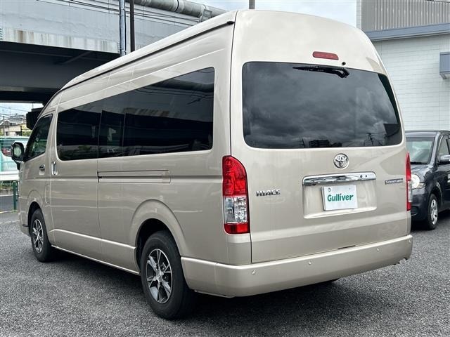 Toyota HIACE WAGON 2023 7673112-13