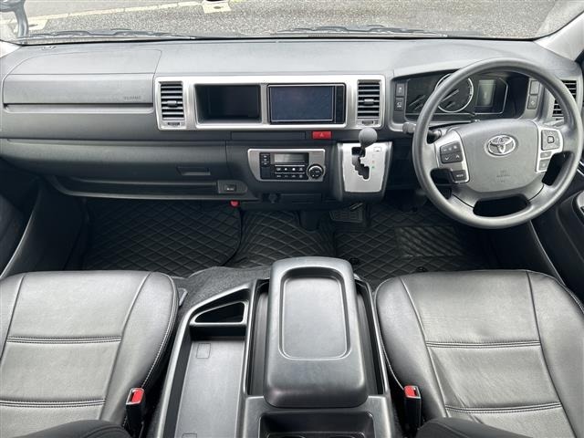 Toyota HIACE WAGON 2023 7673112-14