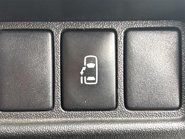 Toyota HIACE WAGON 2017 7673114-12