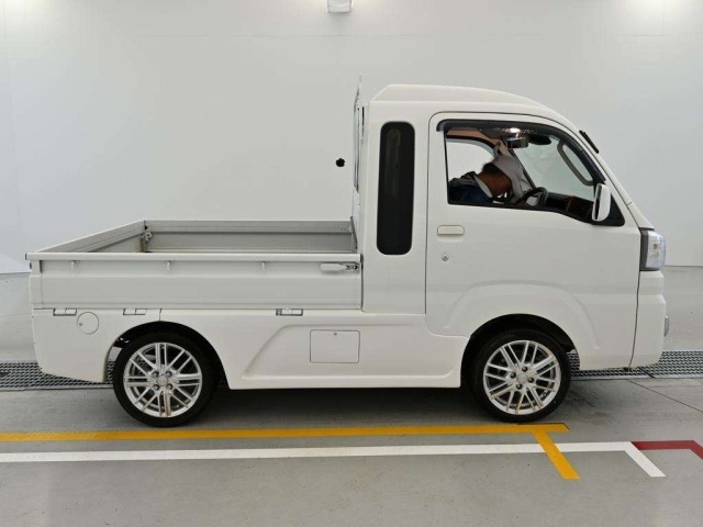 Daihatsu HIJET TRUCK 2020 7673202-3
