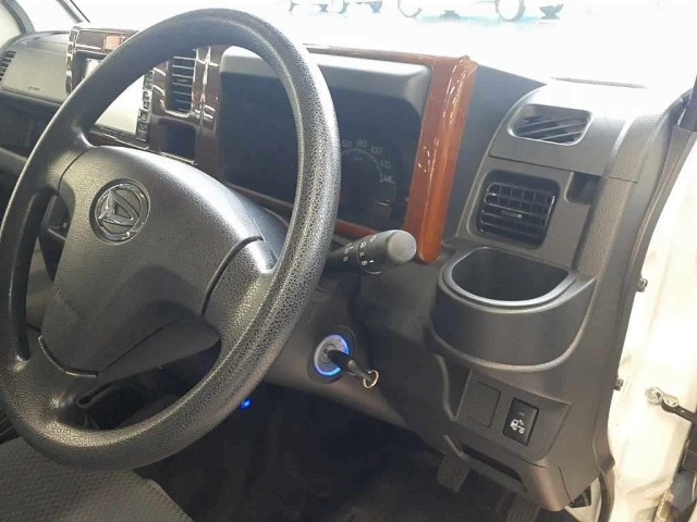 Daihatsu HIJET TRUCK 2020 7673202-9