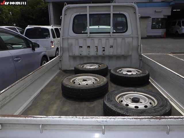 Daihatsu HIJET TRUCK 2004 7673218-9