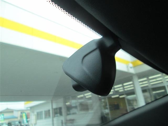 Honda INSIGHT 2022 7667675-18