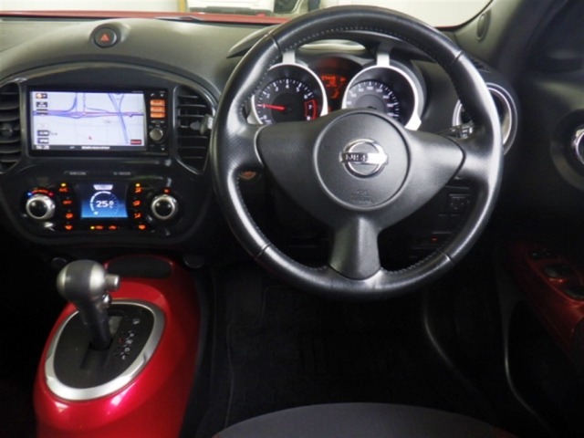 Nissan JUKE 2013 7666710-5