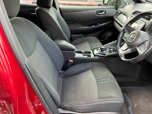 Nissan LEAF 2017 7662872-7