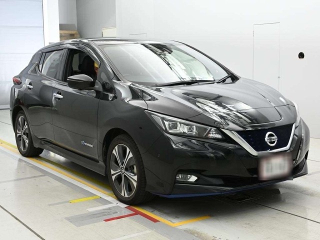 Nissan LEAF 2019 7662890-5
