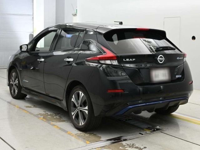 Nissan LEAF 2019 7662890-6