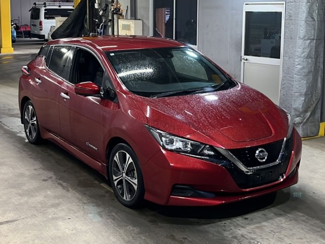 Nissan LEAF 2018 7662927-4