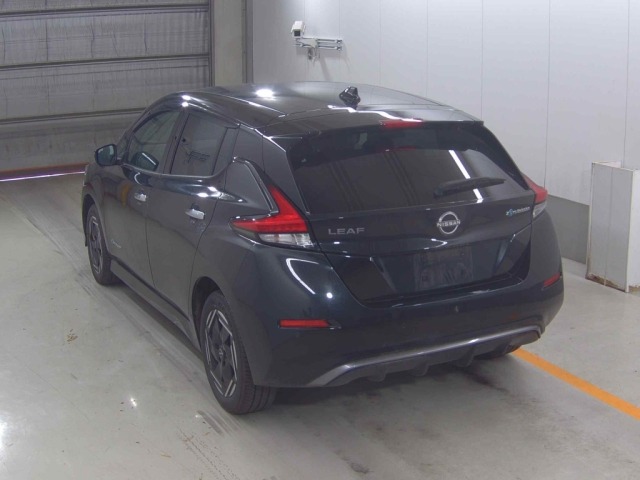 Nissan LEAF 2023 7662935-1