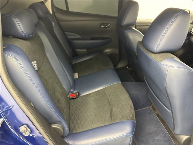 Nissan LEAF 2020 7663089-10