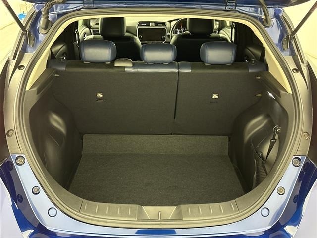 Nissan LEAF 2020 7663089-11
