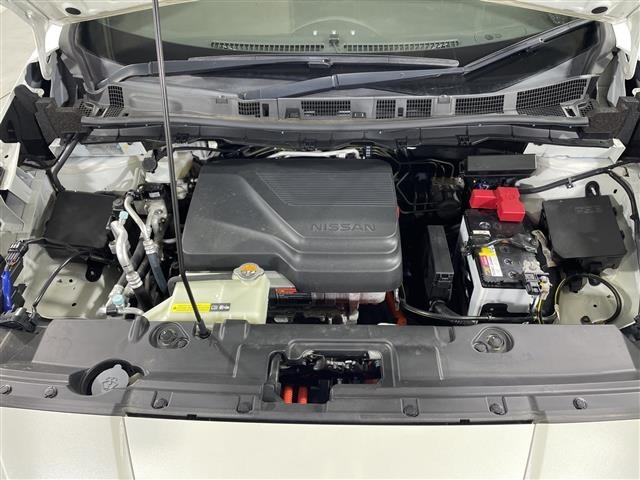 Nissan LEAF 2021 7663093-14
