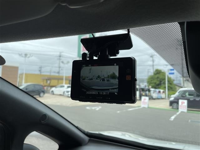 Nissan LEAF 2017 7663102-11