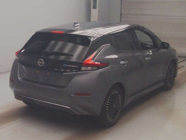 Nissan LEAF 2023 7663109-1