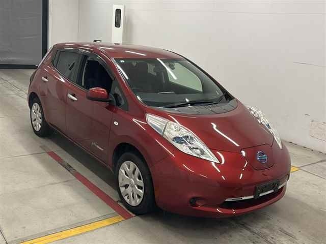 Nissan LEAF 2015 7663110-0