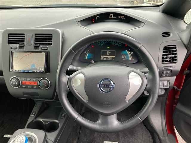 Nissan LEAF 2015 7663110-3