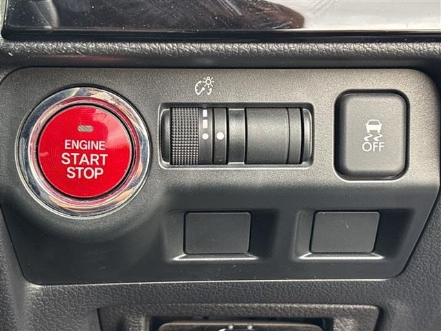 Subaru LEVORG 2017 7674782-19