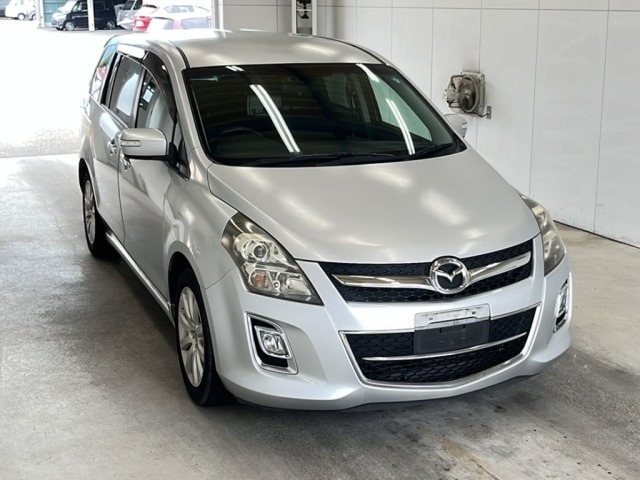 Mazda MPV 2009 7660408-4