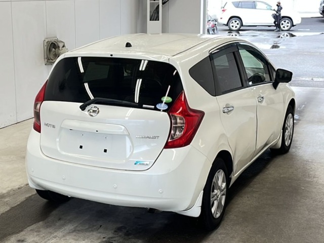 Nissan NOTE 2015 7672286-1