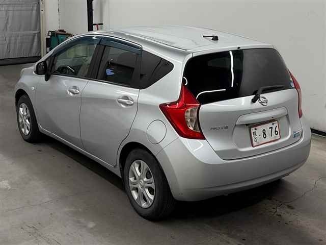 Nissan NOTE 2013 7672298-1