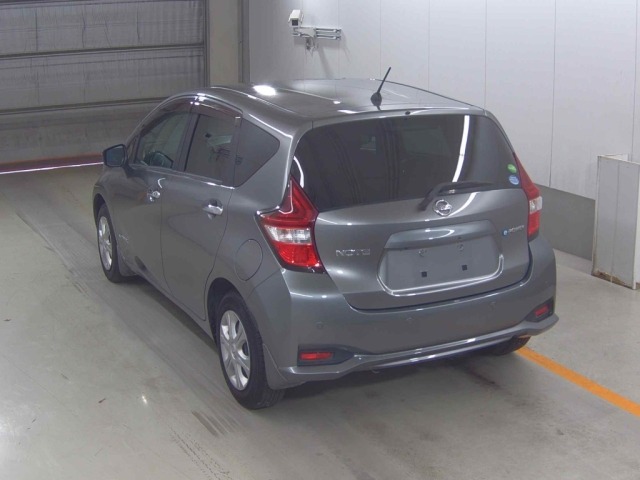 Nissan NOTE 2018 7672320-1