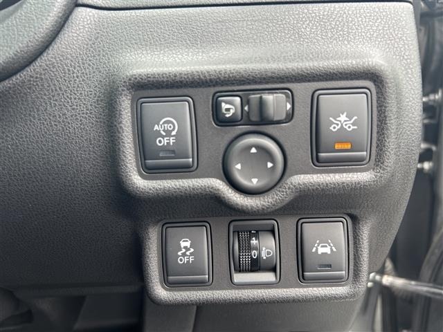 Nissan NOTE 2016 7672544-17