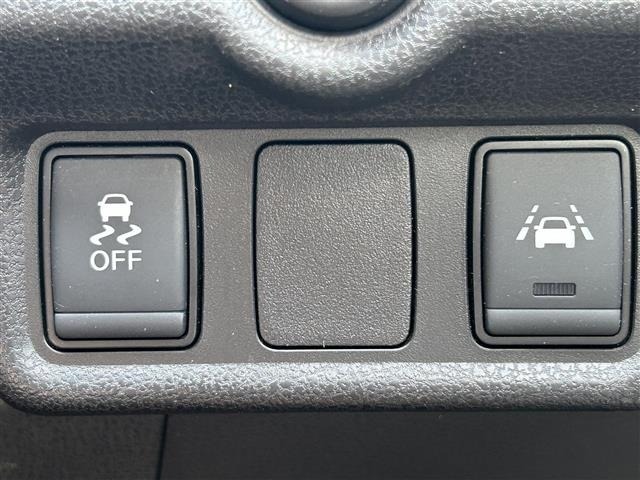 Nissan NOTE 2017 7672571-10
