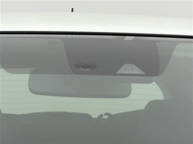 Nissan NOTE 2018 7672722-16