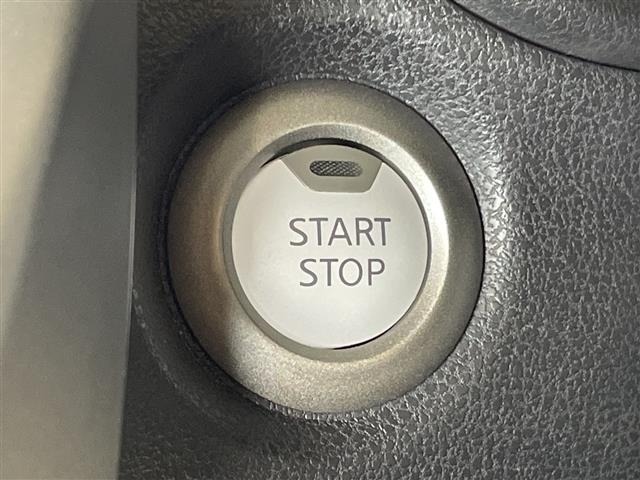Nissan NOTE 2017 7672857-9