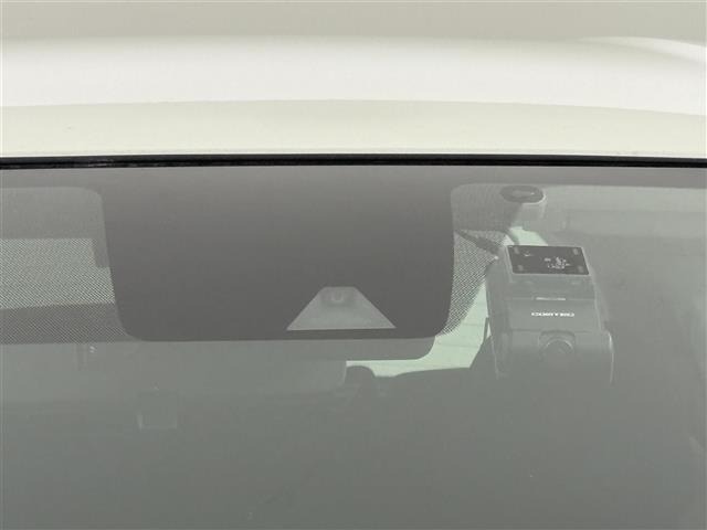 Nissan NOTE 2018 7672977-9