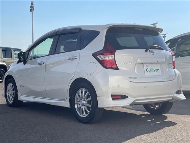 Nissan NOTE 2018 7672984-4