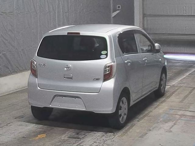 Toyota PIXIS EPOCH 2012 7673219-1
