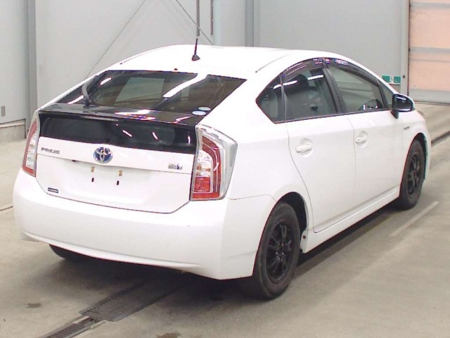 Toyota PRIUS 2015 7660084-1