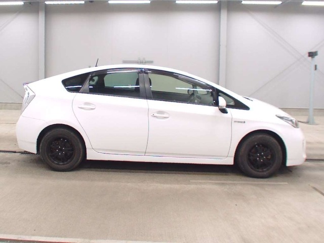 Toyota PRIUS 2015 7660084-3
