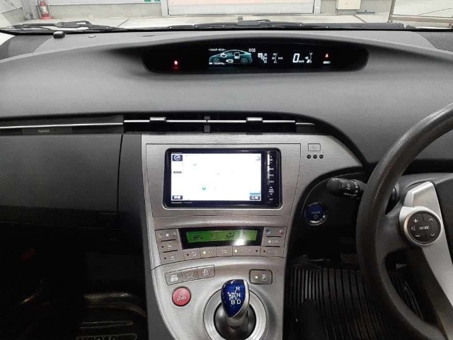 Toyota PRIUS 2015 7660084-9