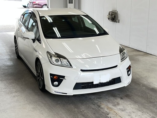 Toyota PRIUS 2014 7660092-4