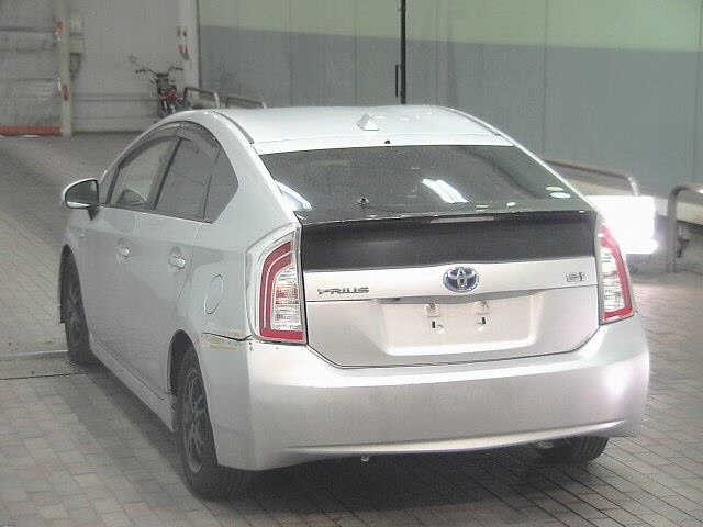 Toyota PRIUS 2013 7660106-1