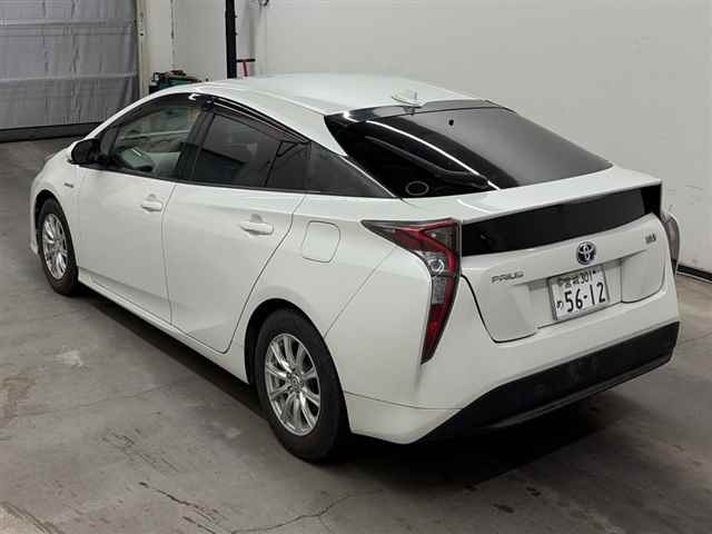 Toyota PRIUS 2016 7660112-1